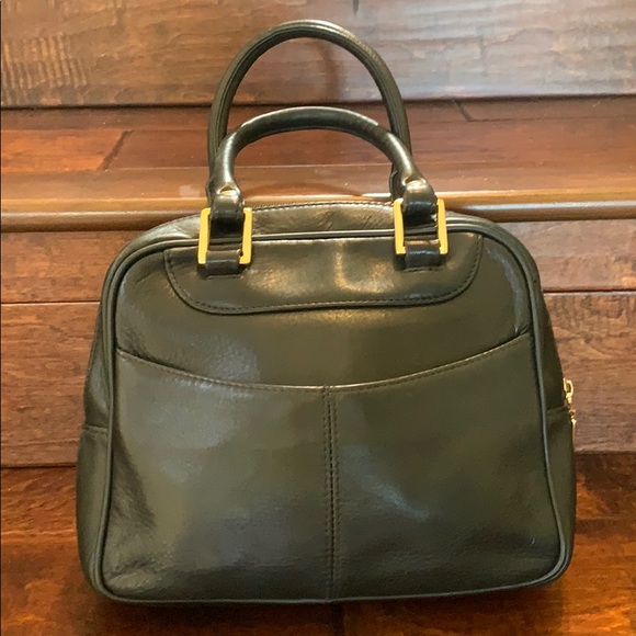 Women's classic little black hand bag all leather! - Picture 3 of 7